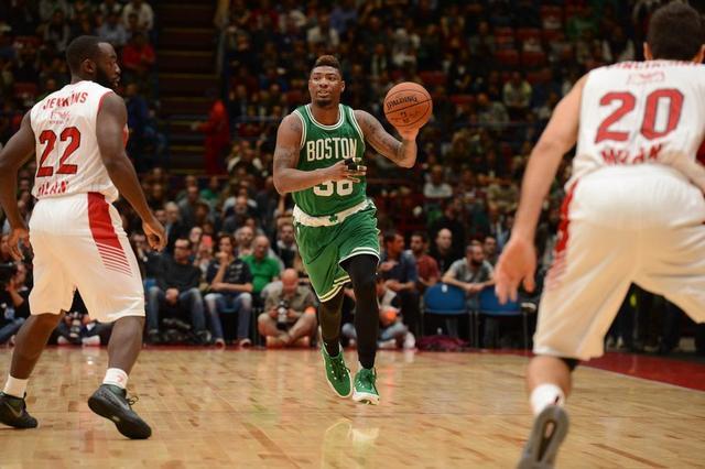 在紧张激烈 在紧张激烈