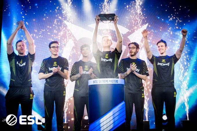 與蓋利的掙 與蓋利的掙