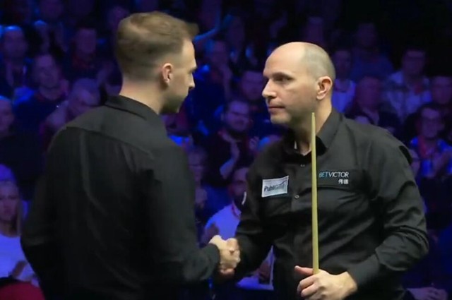 开了赛场 开了赛场